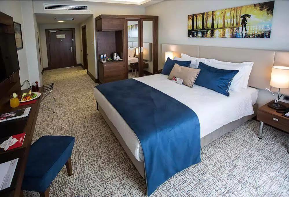 Hotel Ramada By Wyndham Yalova Yalova  Exteriér fotografie